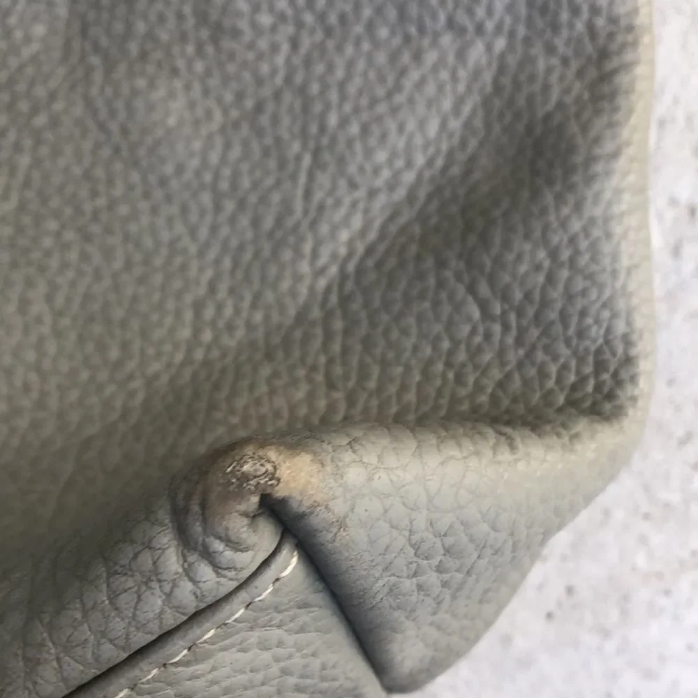 Dooney & Bourke bag